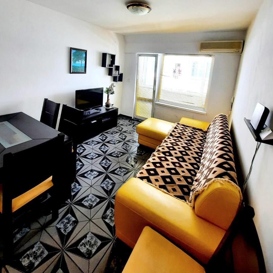 Apartment Міа Varna Bagian luar foto